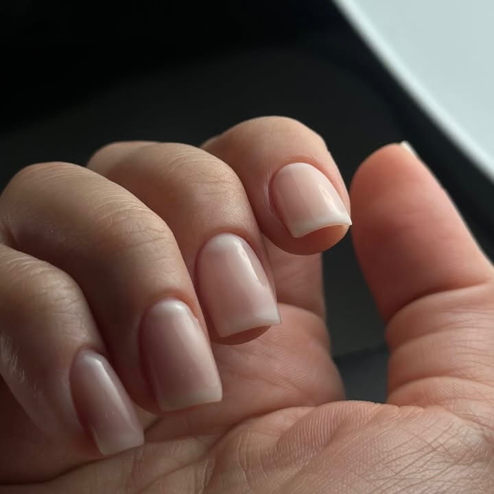 soft nude nails detail